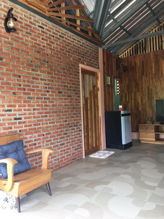 Saduemuenghomestay Phrae Extérieur photo